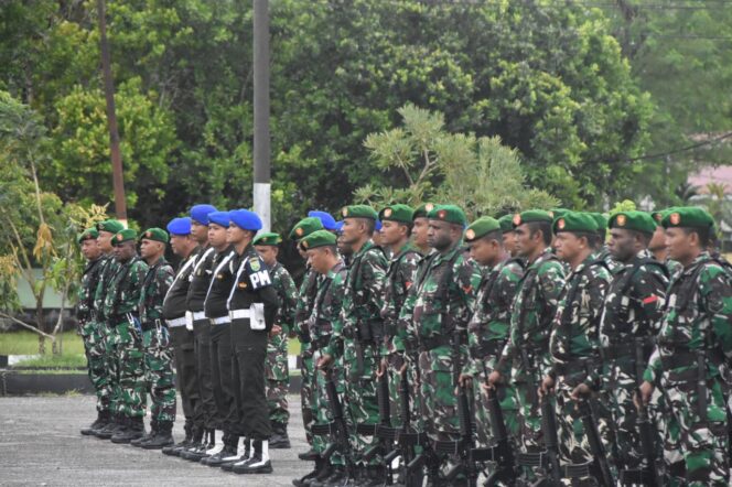 Peringati Hari Sumpah Pemuda Ke-97 Tahun 2025, Dandim 1710/Mimika Pimpin Upacara Pengibaran Bendera
