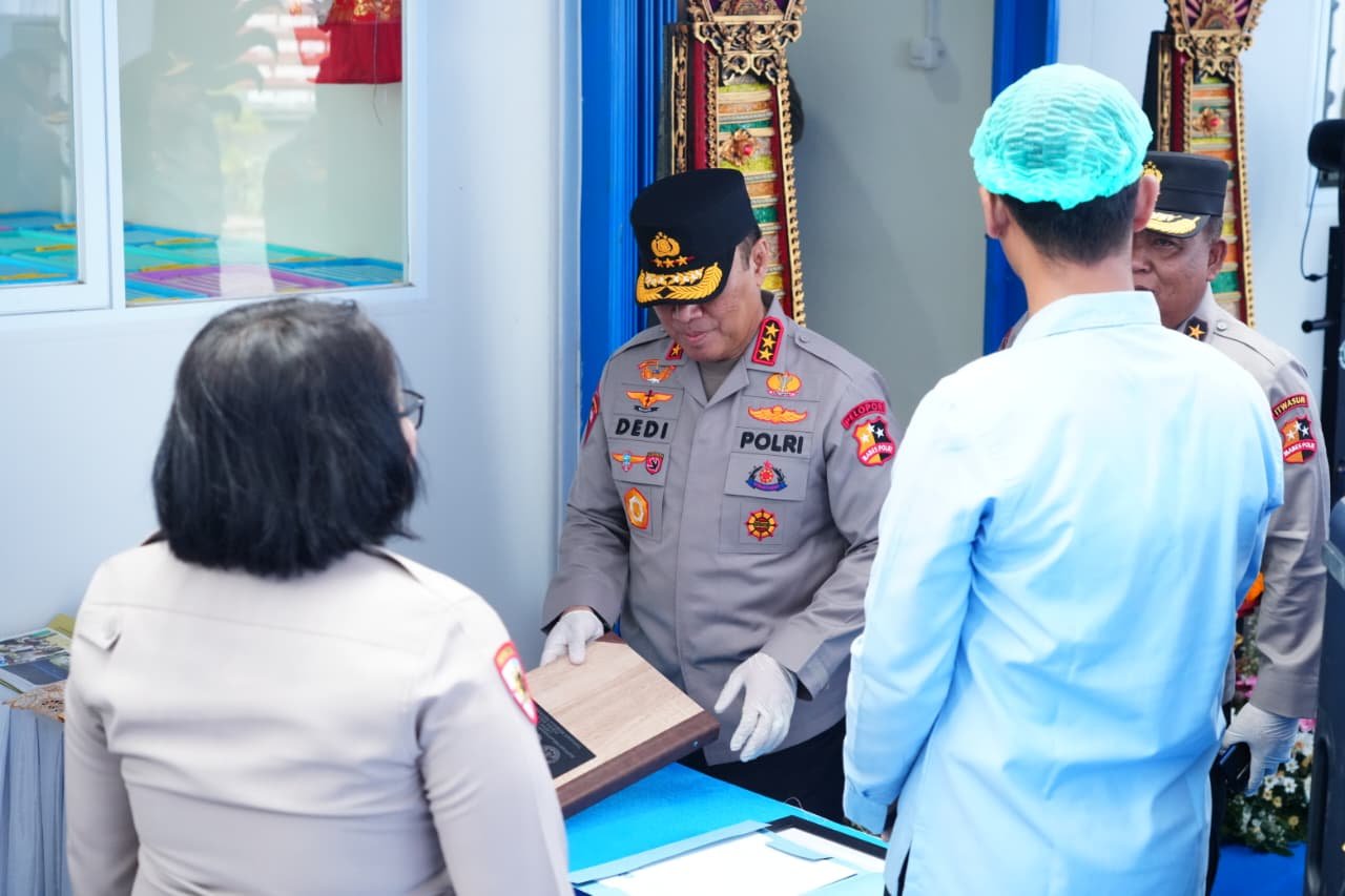 Pentingnya Inovasi Menu Bergizi Lokal dengan Rasa yang Disukai Anak-anak Penerima Manfaat SPPG Plawa Polda Bali* Pentingnya Inovasi Menu Bergizi Lokal dengan Rasa yang Disukai Anak-anak Penerima Manfaat SPPG Plawa Polda Bali*