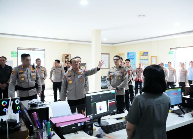 Polri Berbenah: Wakapolri Tinjau Peningkatan Pelayanan SPKT di Denpasar — Jawaban Nyata terhadap Tuntutan Masyarakat akan Pelayanan Cepat, Adil, dan Transparan*