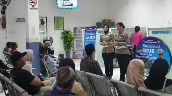 Satlantas Polrestabes Semarang Sosialisasikan Aplikasi SINAR, Permudah Perpanjangan SIM dari Rumah