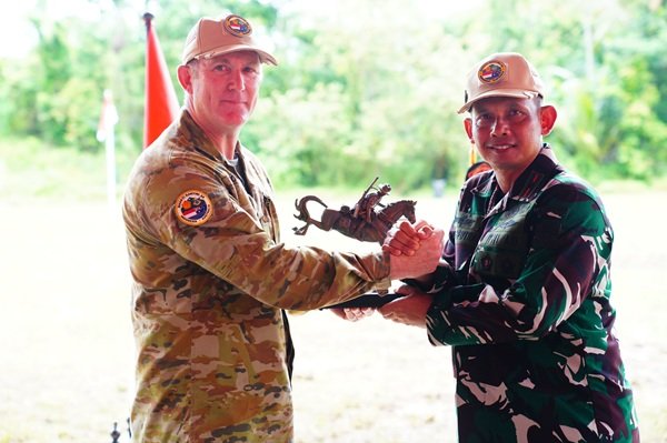 Bhakti Kanyini 2025 Resmi Ditutup: TNI dan ADF Sukses Gelar Latihan Penanggulangan Bencana Bhakti Kanyini 2025 Resmi Ditutup: TNI dan ADF Sukses Gelar Latihan Penanggulangan Bencana