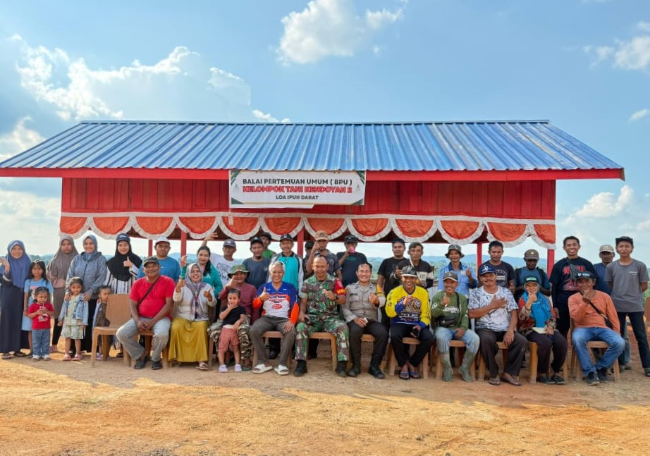 Sinergitas TNI Polri Dalam Mendukung Ketahanan Pangan, Babinsa Bersama Babinkamtibmas Hadiri Musyawarah Kelompok Tani