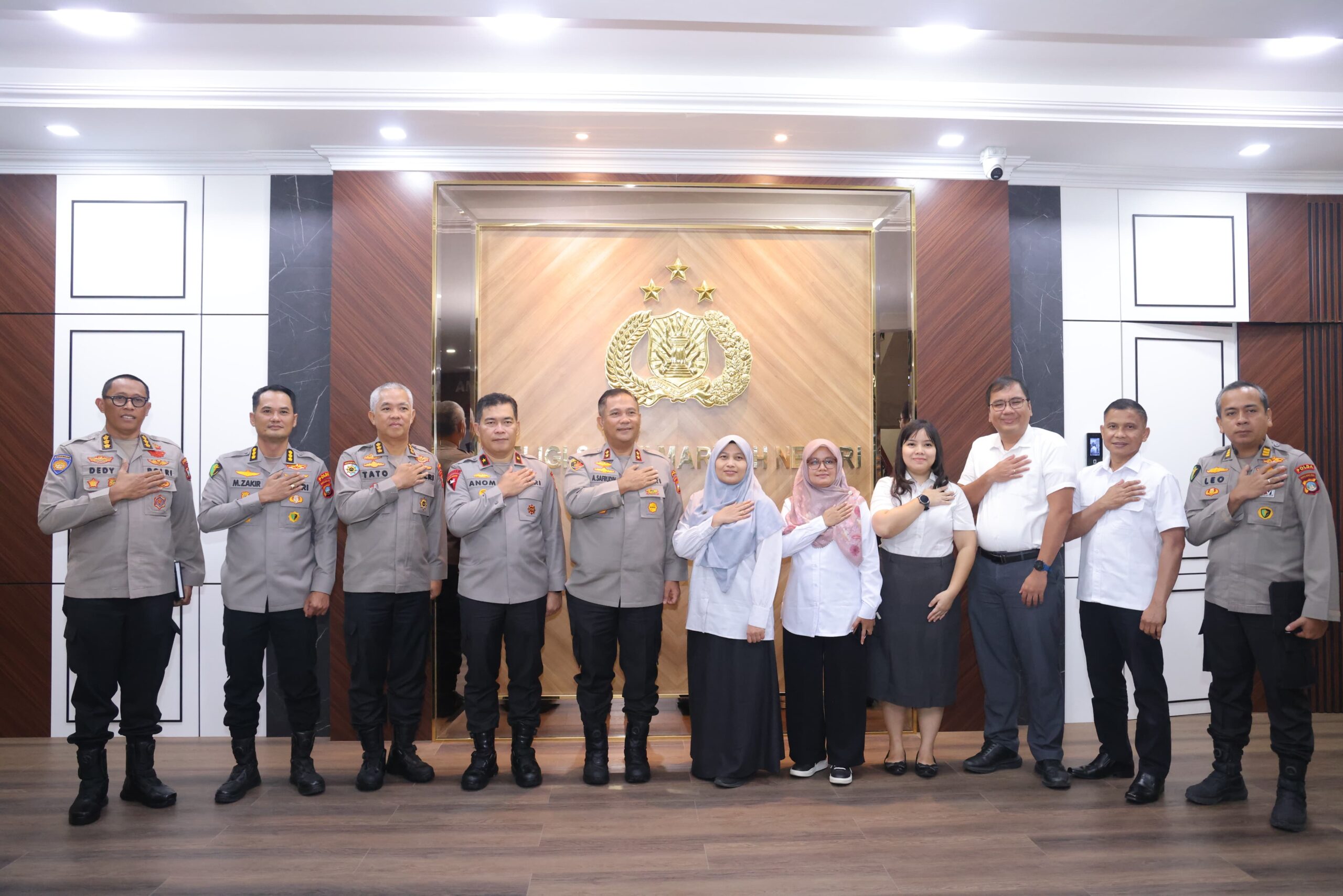 KAPOLDA KEPRI SAMBUT TIM BPK RI DALAM PEMERIKSAAN EFEKTIVITAS PENGELOLAAN KEUANGAN BLU RUMKIT BHAYANGKARA*