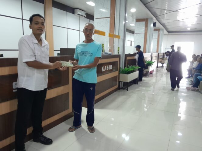 
Lewat “Polantas Menyapa”, Satlantas Probolinggo Kota Dekatkan Diri dengan Wajib Pajak