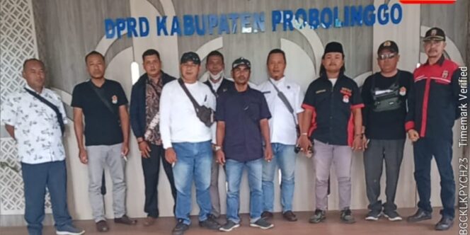 
					RDP di DPRD Probolinggo Ricuh, Aktivis Bongkar Fakta yang Mengejutkan di Ponpes Tarbiyatul Islam