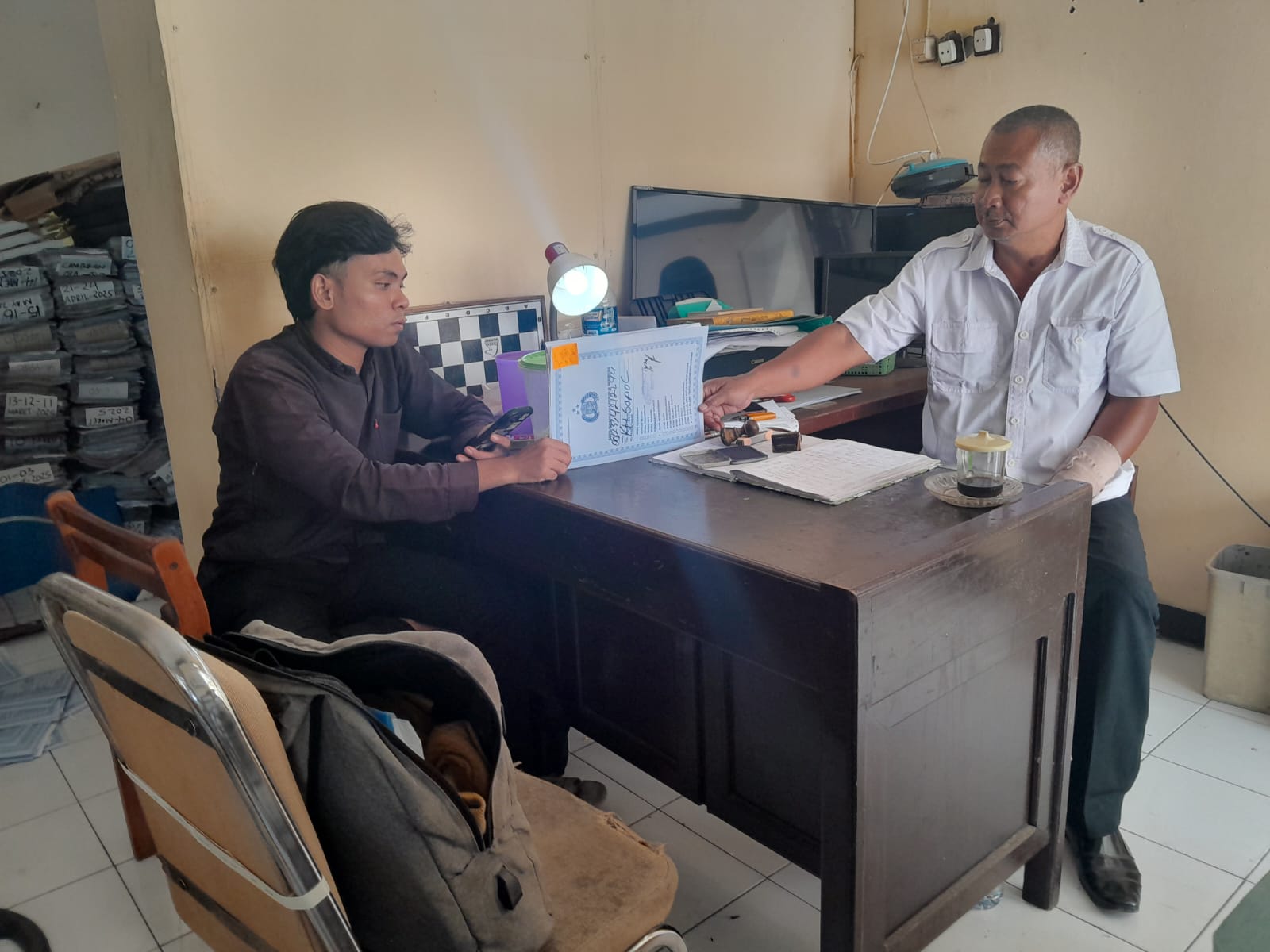 Transformasi Polri Presisi: Polantas Probolinggo Kota Beri Edukasi Pajak dan Tertib Lalu Lintas