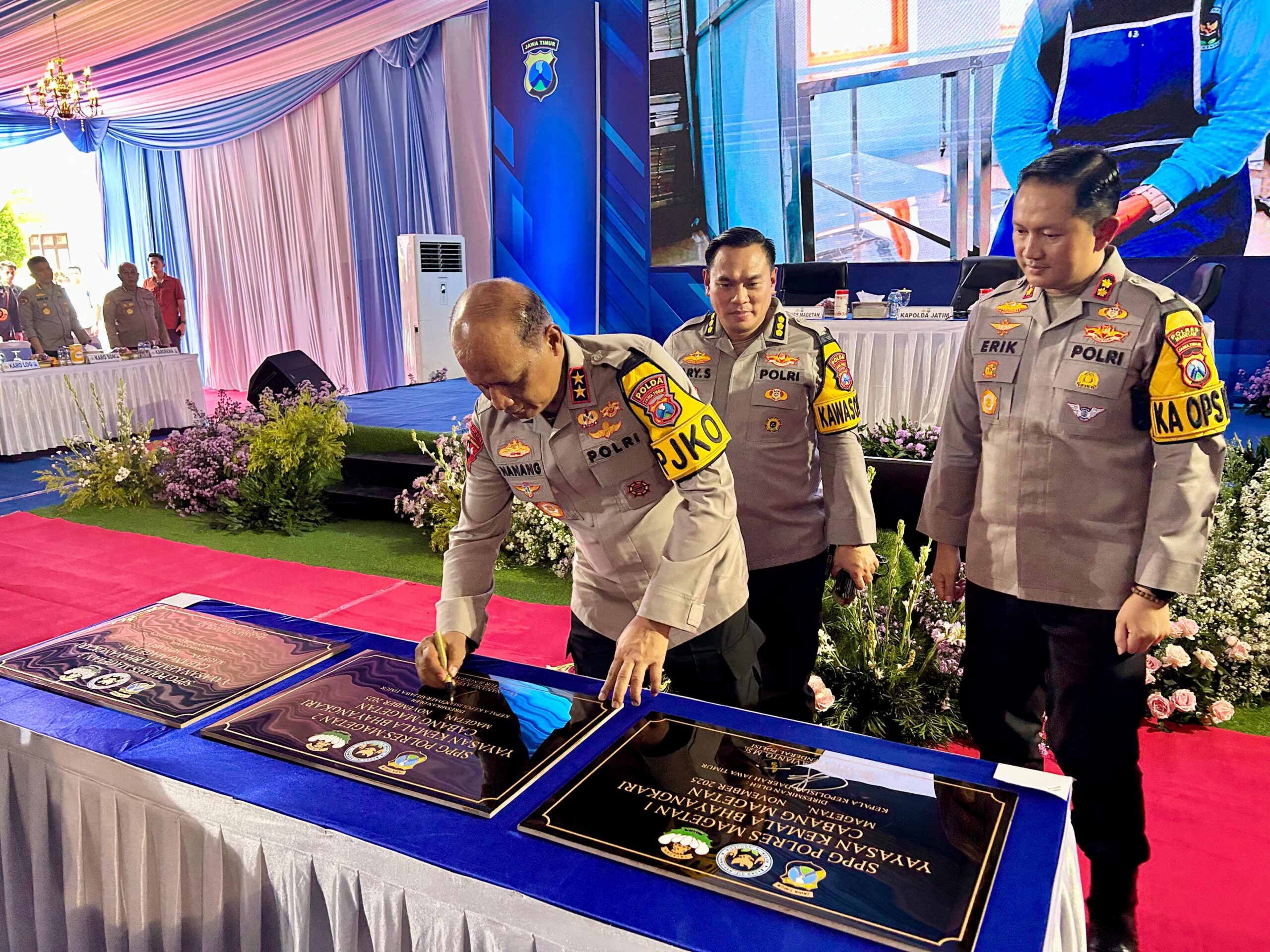 Kapolda Jatim Kunker ke Magetan, Tegaskan Penguatan Peran Pamapta dan Resmikan Tiga SPPG