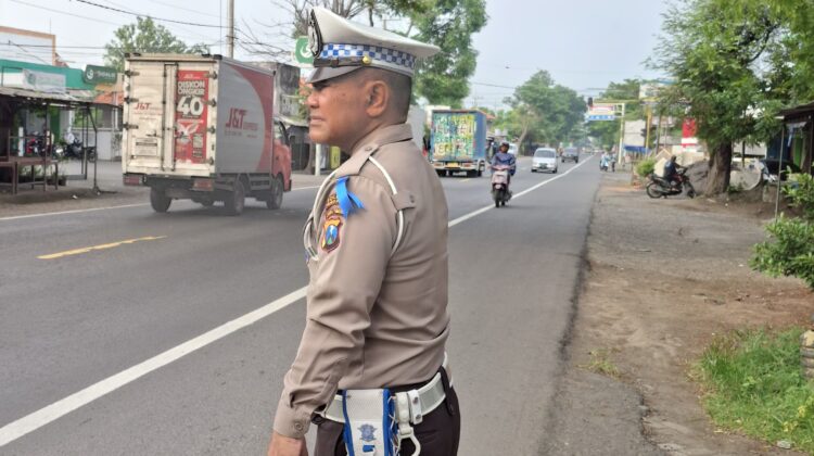 Kasatlantas Probolinggo Perintahkan Pengamanan Total di Titik Rawan: Poros Pagi Diperketat