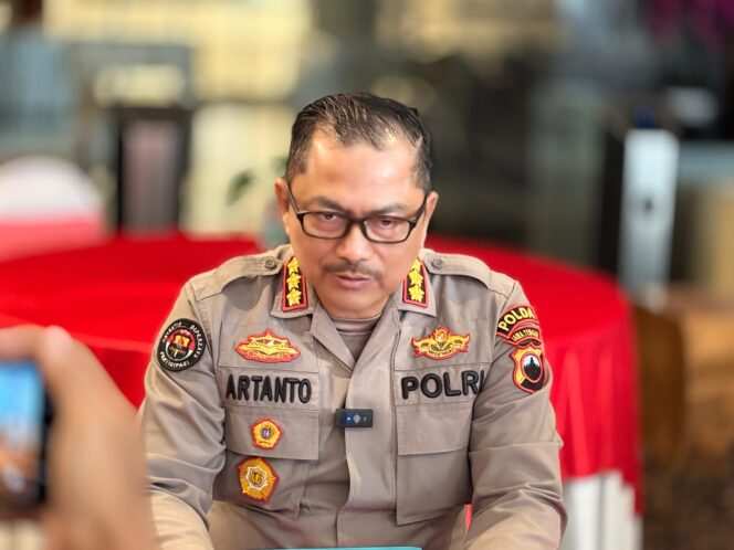 
					Aksi Dramatis Polres Pekalongan Lumpuhkan Perlawanan Bersenjata Pengedar Narkoba