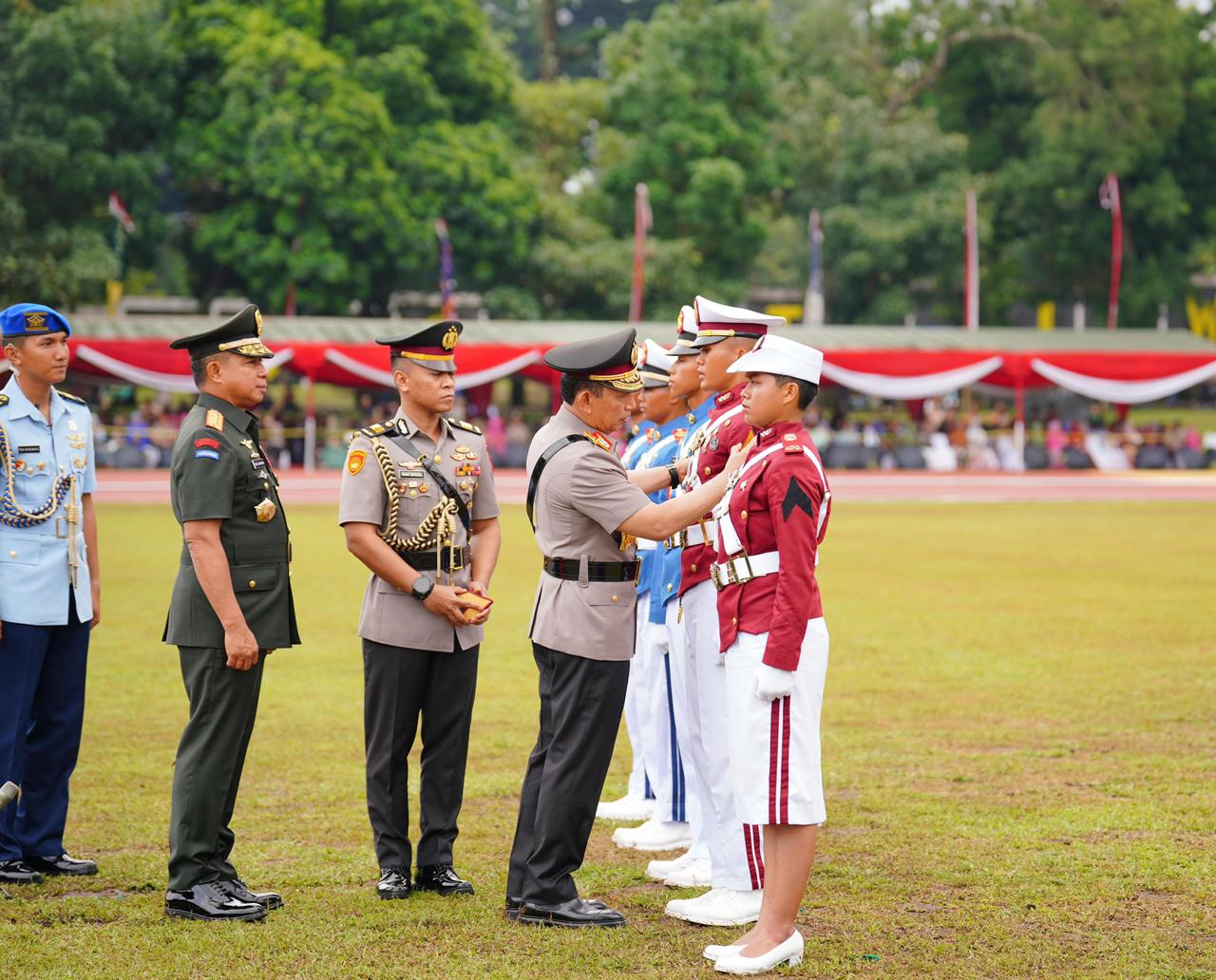 Pimpin Wisuda Prajurit Taruna, Kapolri Tekankan Sinergitas TNI-Polri untuk Wujudkan Indonesia Emas 2045