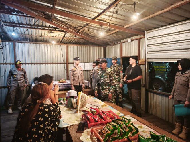 
					TNI-Polri dan Satpol PP Turun ke Lapangan Pastikan Situasi HST Aman dan Terkendali