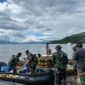 Banjir Putuskan Akses, TNI Tempuh 12 Mil Lalui Danau Singkarak Salurkan Bantuan