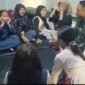 Trauma Healing di Tenda Pengungsian: Serda Yayat Sugiyat Bangkitkan Senyum Anak-anak Pronojiwo