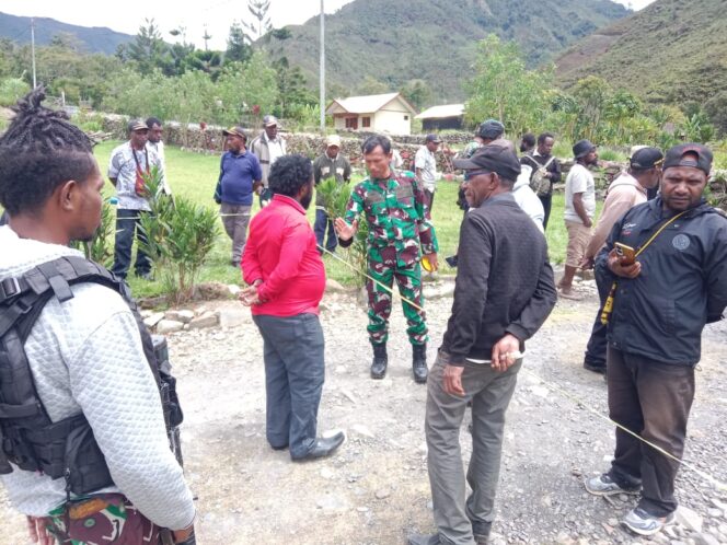 
Babinsa Koramil 1714-01/Mulia Mendukung Program Nasional, Percepatan Pembangunan KDKMP