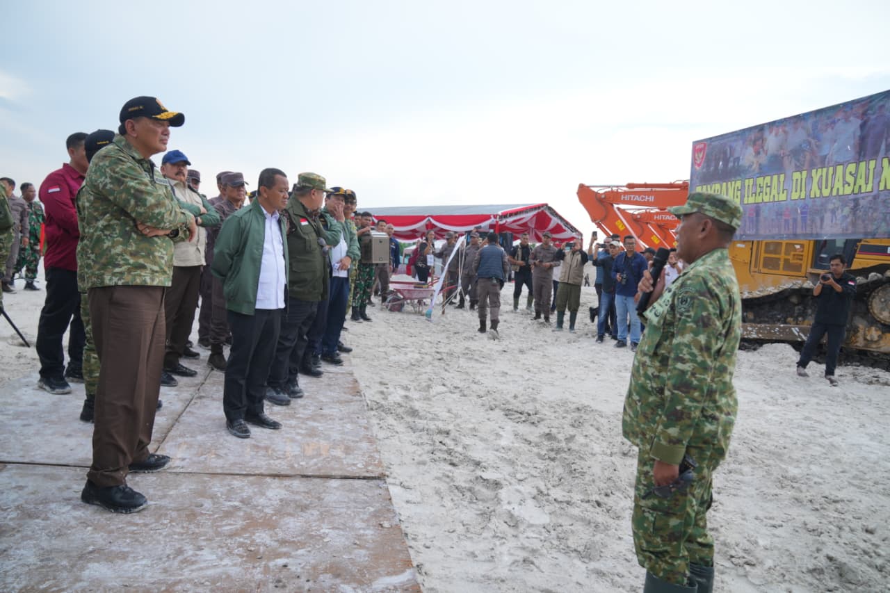 Negara Tidak Boleh Kalah : Menhan RI dan Panglima TNI Pimpin Penertiban Tambang Ilegal