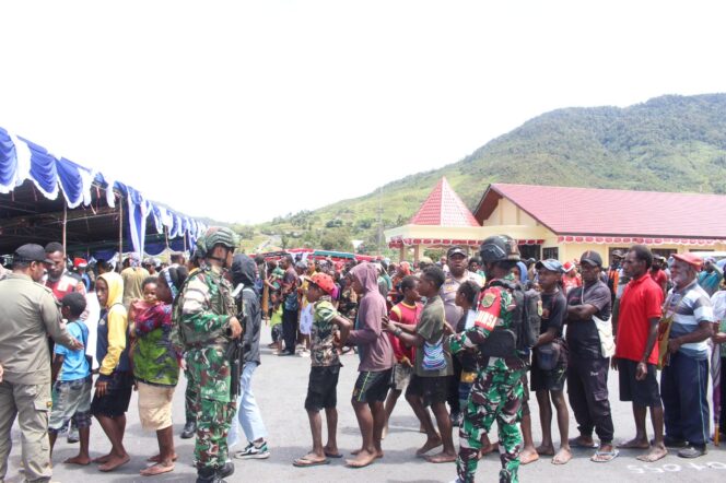
					Dandim 1714/Puncak Jaya Hadiri Perayaan Natal Gabungan
