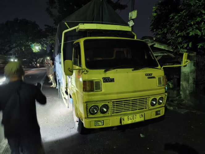 
Penimbunan Solar Subsidi di Lumajang Diusut Tuntas, Polisi Kirim SPDP dan Telusuri Jaringan Tengkulak