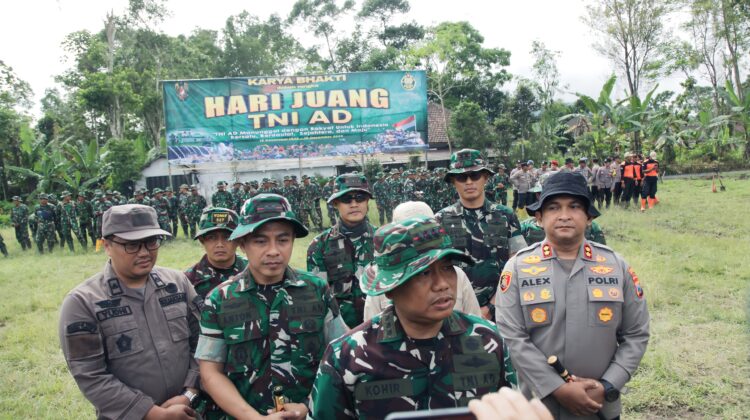 Hari Juang TNI AD ke-80, Korem 083/BDJ Gelar Karya Bhakti Besar-besaran di Supiturang Lumajang