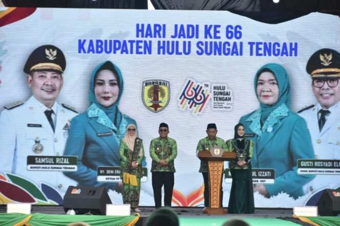 
					Dandim 1002/HST Hadiri Hari Jadi HST ke-66, Wujud Dukungan TNI untuk Daerah