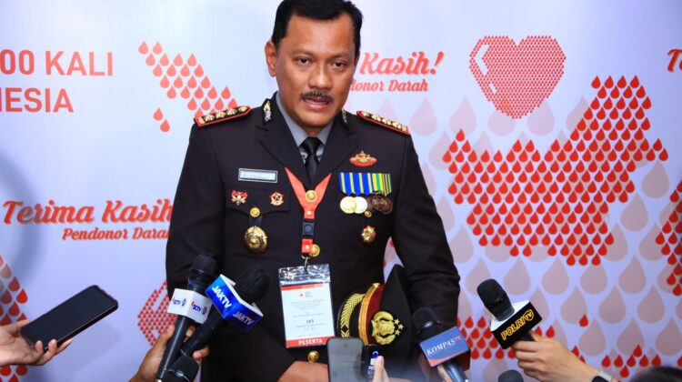 MUTASI DAN ALIH TUGAS SEJUMLAH PEJABAT UTAMA DAN KAPOLRES/TA POLDA KEPRI
