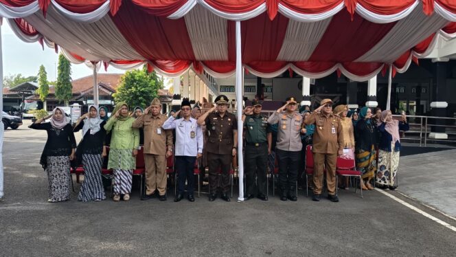 
					Kasdim Pemalang Hadiri Upacara Peringatan Hari Ibu Ke-97 Tahun 2025