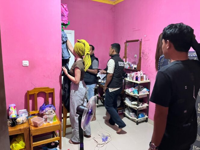 
					Polisi Amankan Dua Pelaku Tindakan Asusila Melalui TikTok di Toili, Banggai