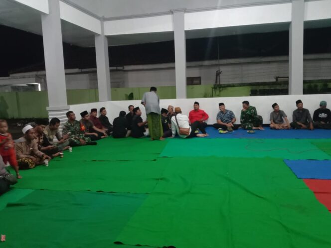 
Danramil 0820/02 Wonoasih menghadiri Kegiatan Selamatan Desa dan Tasyakuran Akhir Tahun 2025