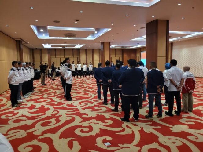 
					Ketum PBTI Letjen TNI Richard Tampubolon Kirim 13 Atlet Taekwondo Untuk SEA Games 2025 di Thailand