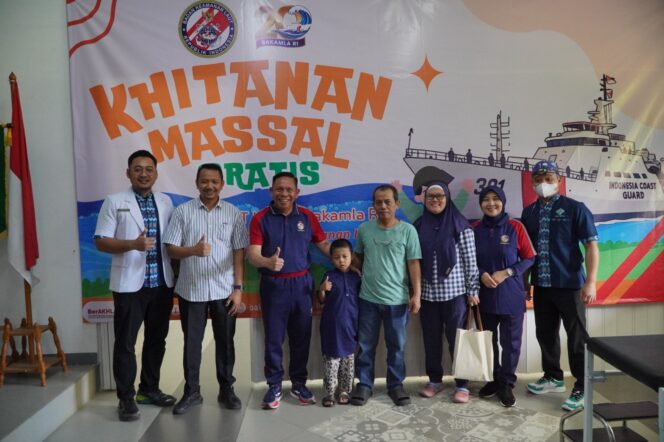 
					Bakamla RI Gelar Khitanan Massal Sambut HUT ke-20