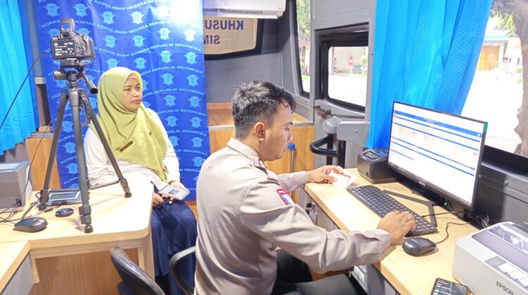 Tak Sekadar Pelayanan, Satlantas Polres Probolinggo Edukasi Tertib Lalu Lintas Lewat “Polantas Menyapa”