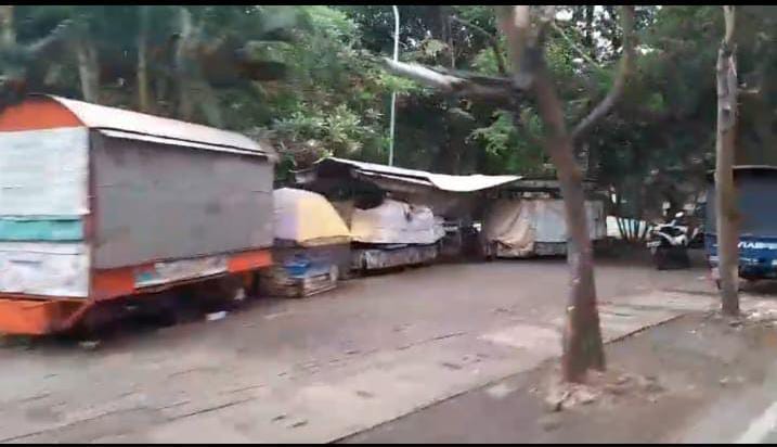 Ruang Publik atau Area Dagang? PKL Menetap di Taman Maramis Tanpa Penertiban