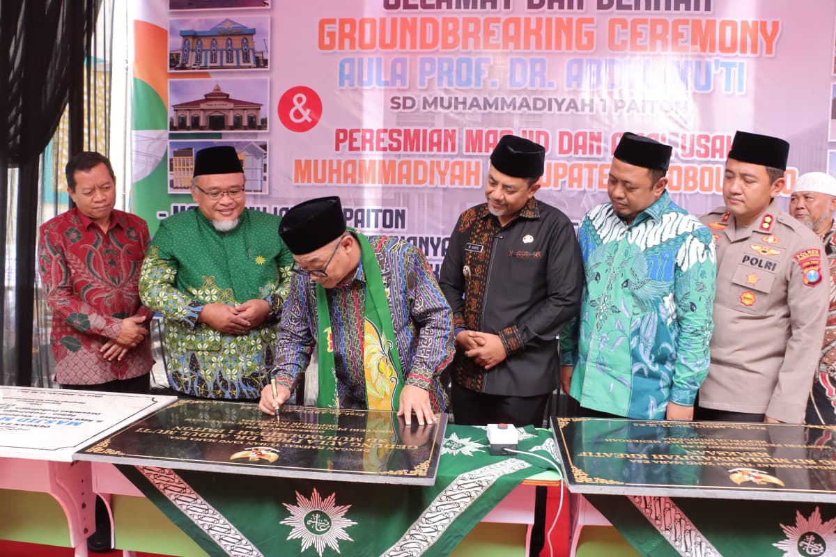 Hadiri Milad ke-113 Muhammadiyah Probolinggo, Mendikdasmen Resmikan Sekolah dan Masjid