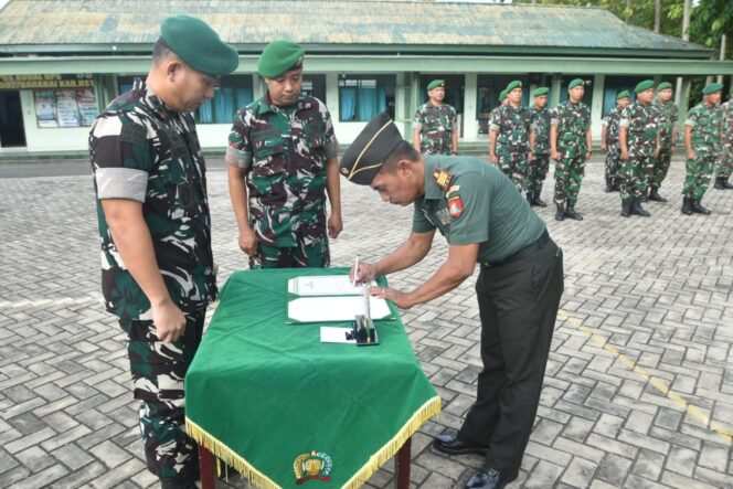 
Sebagai Bentuk Penghargaan, Kodim 1002/HST Gelar Korps Raport Purna Tugas
