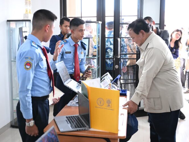 
Panglima TNI Dampingi Presiden RI Resmikan SMA Taruna Nusantara Kampus Malang