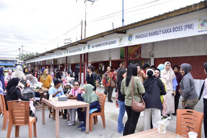 
Kodaeral X TNI AL Bentuk X Point UMKM Sebagai Wadah Strategis Pemberdayaan  Ekonomi Masyarakat