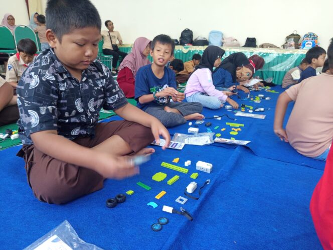 
Dispersip Kabupaten Probolinggo Dorong Literasi Teknologi Lewat Workshop Coding dan Robotik