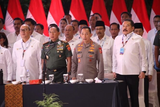 
Panglima TNI Hadiri Rakornas 2026, Perkuat Sinergi Pusat dan Daerah Menuju Indonesia Emas