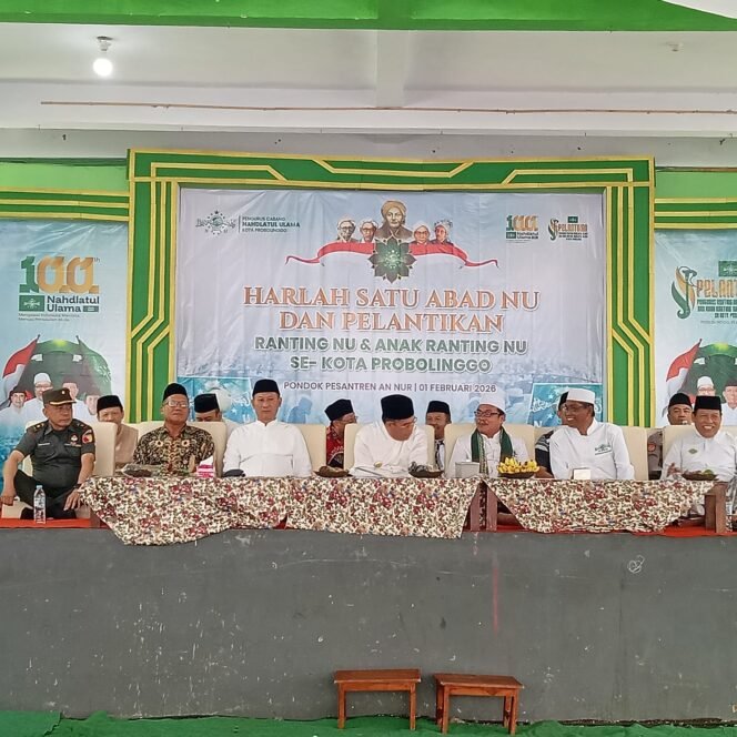 
Pabung Kodim 0820/Probolinggo Mayor Inf Heri Hutomo Menghadiri Harlah Satu Abad NU
