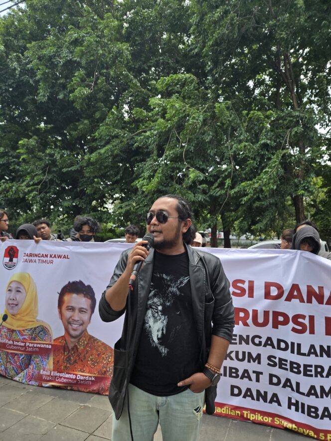 
Jaka Jatim Kecam Ketidakhadiran Gubernur sebagai Saksi Kasus Hibah, Dinilai Cederai Wibawa Hukum
