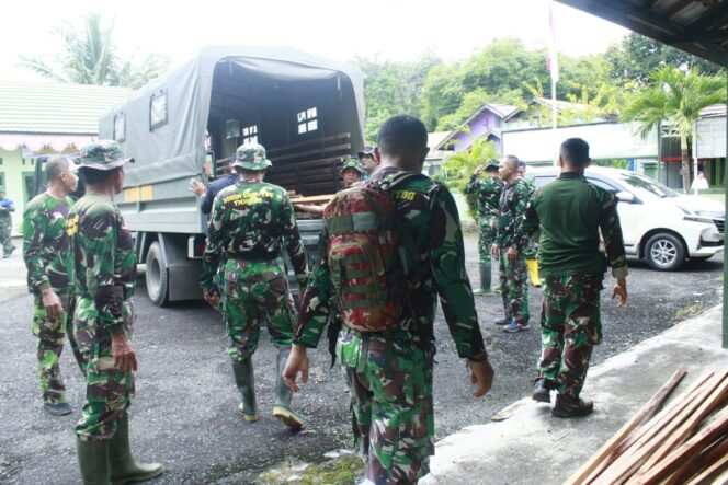 
Jelang Pembukaan TMMD ke-127 TA 2026, Kodim 1008/Tabalong Bersihkan Lapangan Tanta