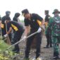 Kapolres Probolinggo Kota Pimpin Bersih-bersih Pantai Mayangan, Ajak Masyarakat Peduli Lingkungan