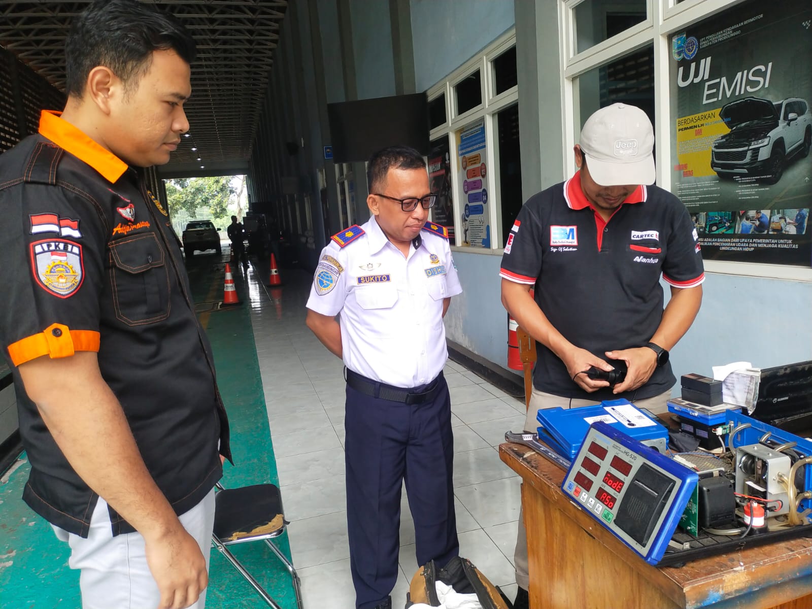 UPT Pengujian Kendaraan Bermotor Dishub Kabupaten Probolinggo Kalibrasi 14 Alat Uji, Pastikan Akurasi dan Tingkatkan Kepercayaan Masyarakat