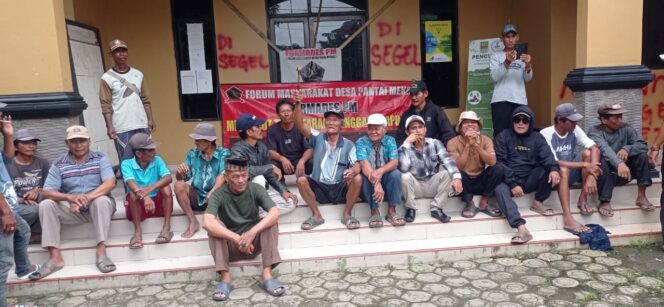 
Ratusan Warga Duafa di Pantai Mekar Klaim BLT Tak Cair Bertahun-Tahun, Forum Warga Desak Audit Transparan