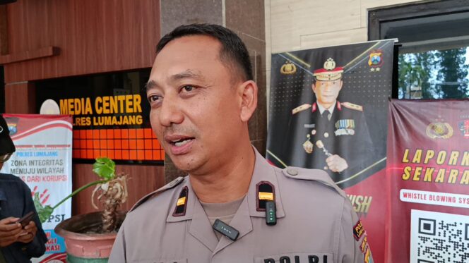 
POLRES LUMAJANG UNGKAP DUGAAN PENYALAHGUNAAN BBM BERSUBSIDI; PENYIDIK MASIH DALAMI ALUR DISTRIBUSI
