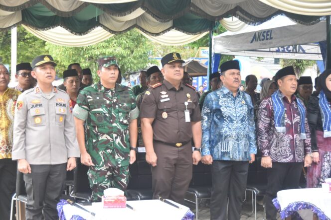 
Dandim 1002/HST Hadiri Pembukaan Pasar Ramadhan 1447 H di Barabai