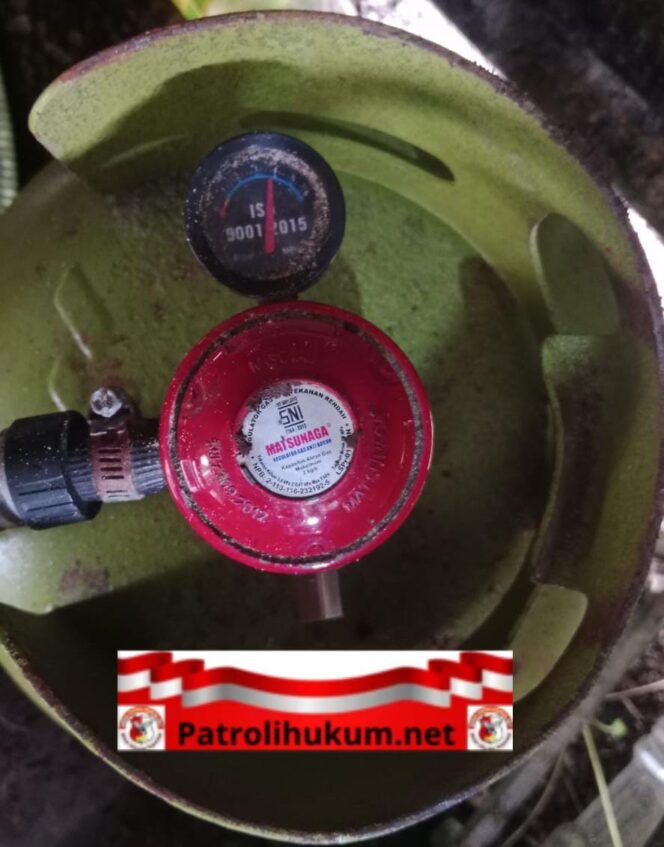 
Tabung Baru, Isi Sudah Setengah? Elpiji 3 Kg di Krucil Jadi Sorotan