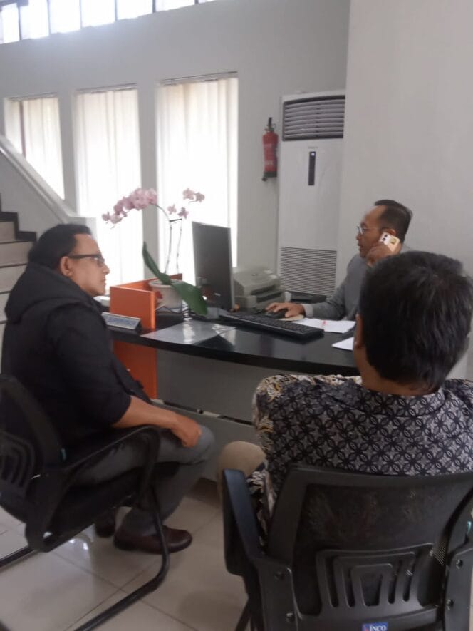 
Praktisi Hukum Kediri Soroti Polemik Blokir Rekening oleh Bank