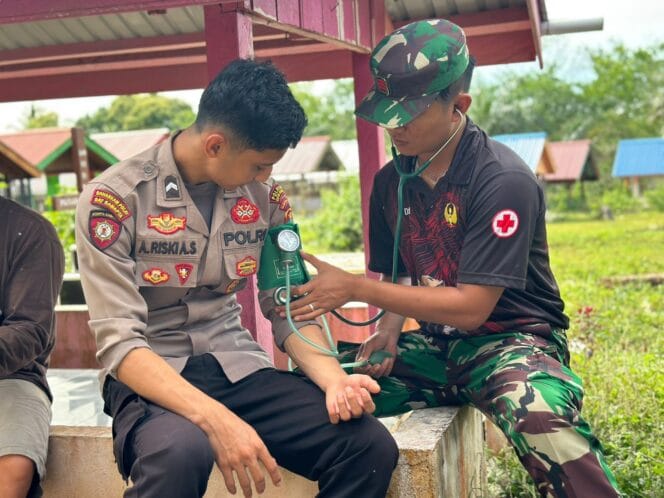 
Jaga Stamina di Sasaran Semenisasi, Personel Polres Kubar Jalani Pemeriksaan Berkala