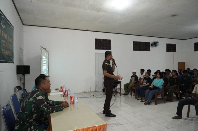 
Satgas TMMD Ke-127 Kodim 1514/Morotai Gelar Penyuluhan Antikorupsi dan Pertanian di Desa Darame