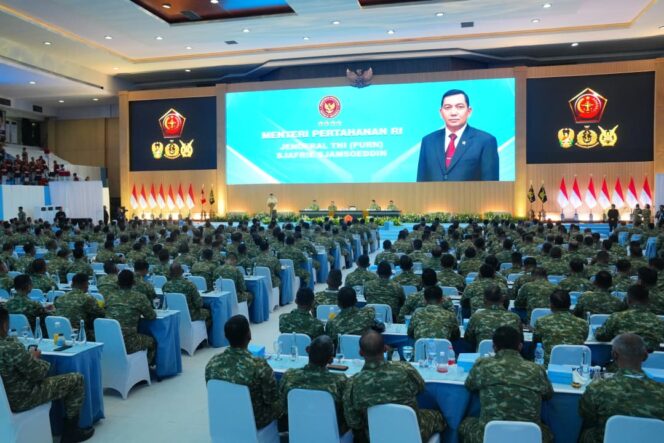 
Panglima TNI Pimpin Rapim TNI 2026 di Mabes TNI Cilangkap